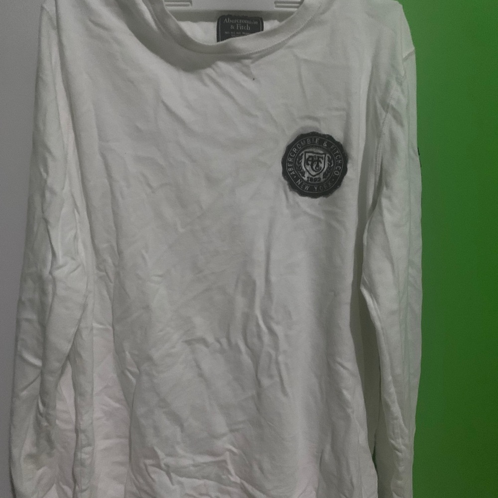 Men’s long sleeve shirt